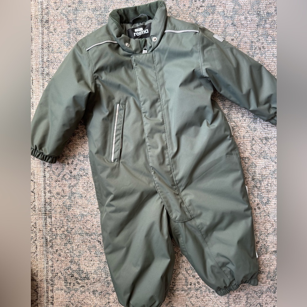 Toddler size 80 (12-18 month) Olive Green Snowsuit